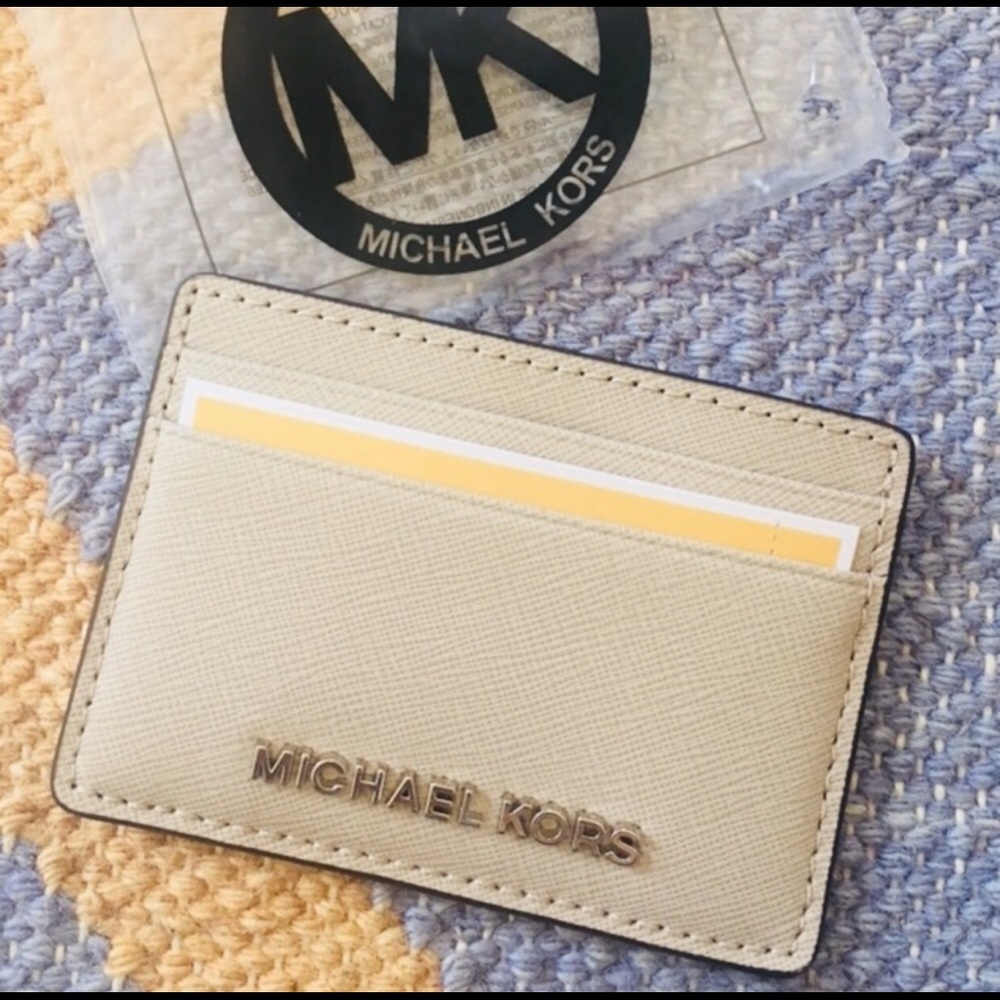 MICHAEL KORS JET SET WALLET NWOT